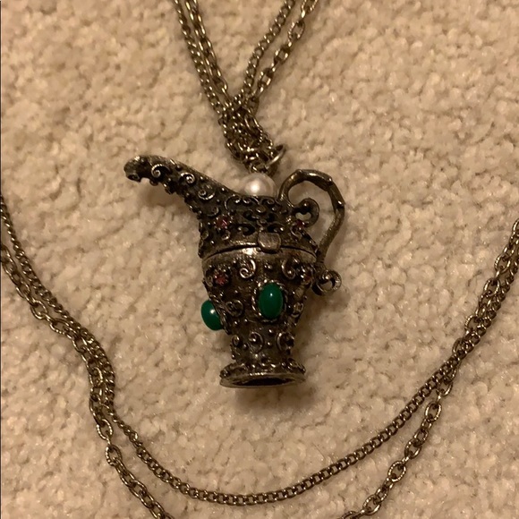 A vintage costume necklace - Picture 3 of 7